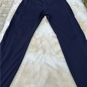NWOT Size L Tahari Sport Deep Blue Leggings